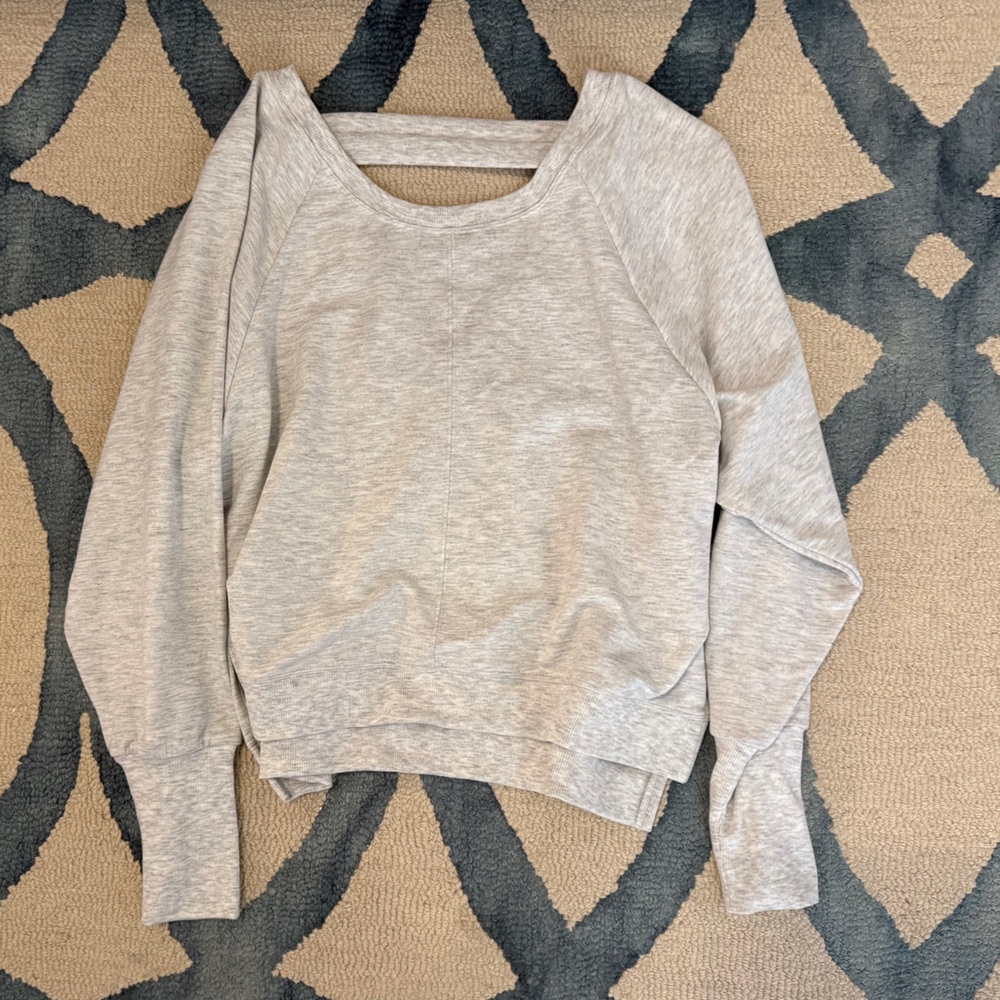 Yogalicious Heather Gray Hi Low Sweatshirt - Size S - NWT